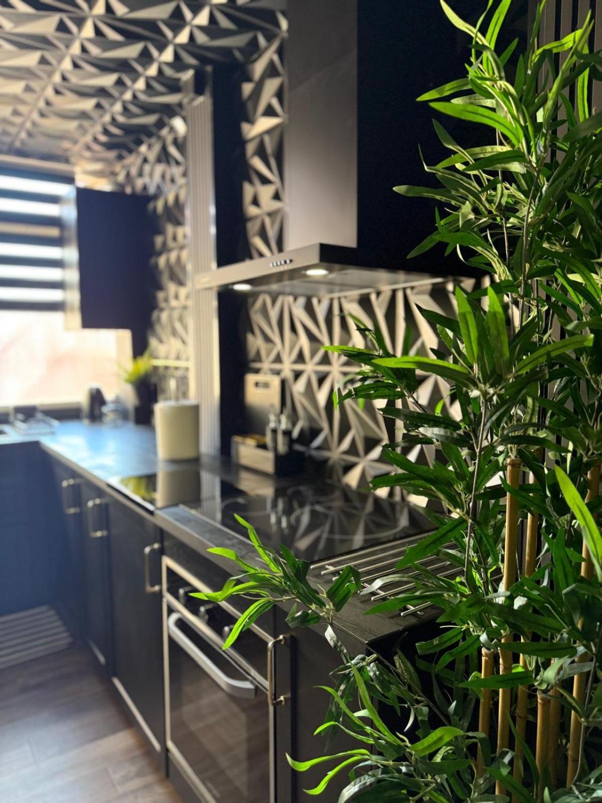 Apartment 951 Granada